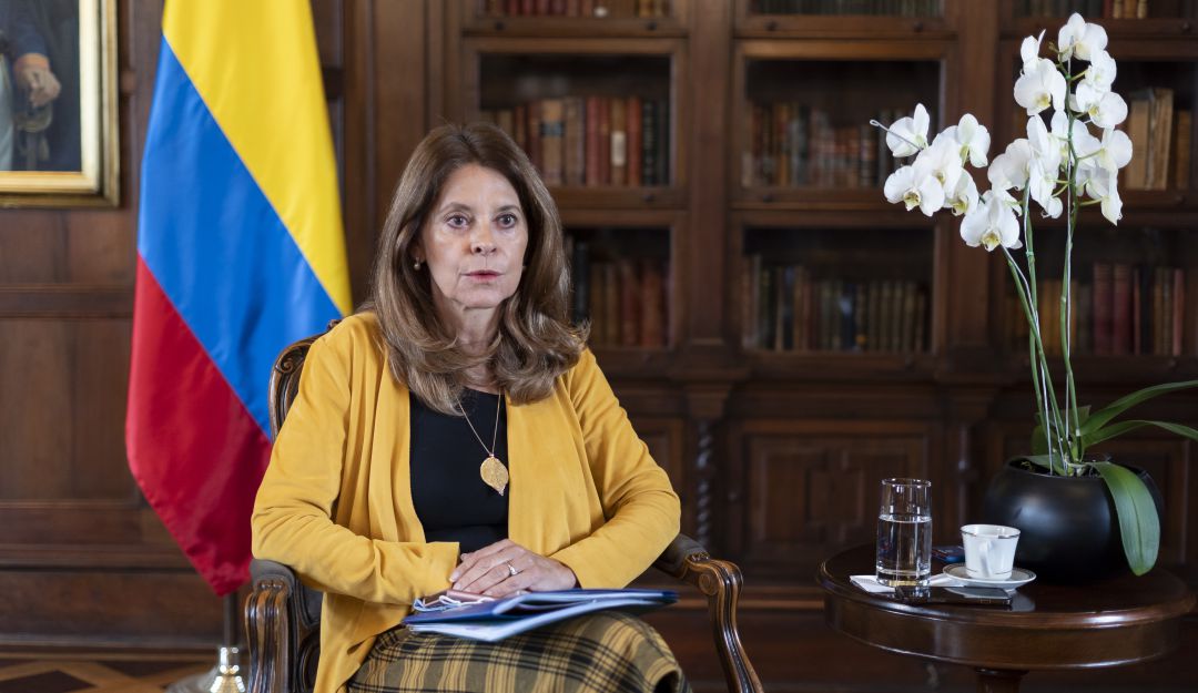 Vicepresidenta afirma que "jamás" ordenó la operación Orión en Medellín Vicepresidenta afirma que "jamás" ordenó la operación Orión en Medellín