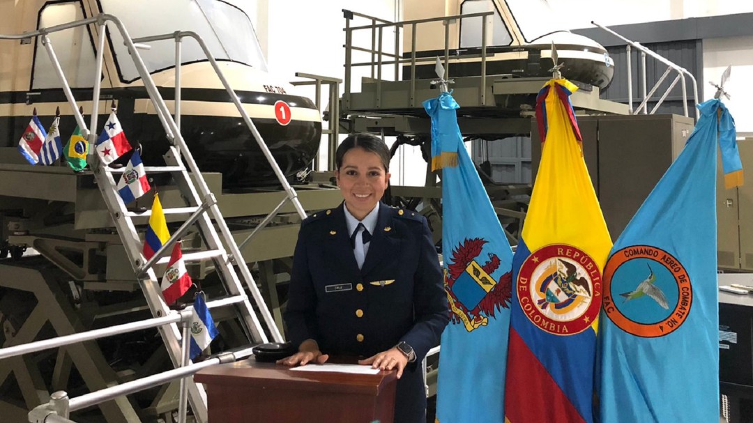 Comando Aéreo de Combate lideró encuentro de escuelas de helicópteros