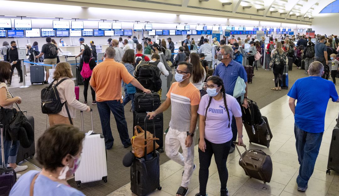 Estados Unidos exigirá prueba de vacunación para los extranjeros que quieran ingresar al país. Estados Unidos exigirá prueba de vacunación para los extranjeros que quieran ingresar al país.