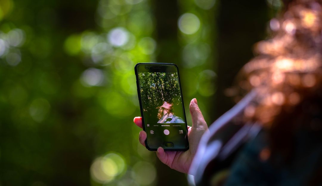Imagen de referencia de una selfie Imagen de referencia de una selfie