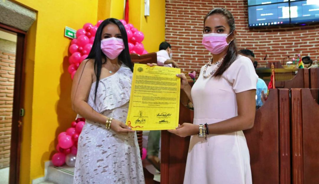 En el marco del mes de la prevención del Cáncer de Mama, el Concejo de Cartagena hace reconocimiento especial a través de la comisión de la mujer En el marco del mes de la prevención del Cáncer de Mama, el Concejo de Cartagena hace reconocimiento especial a través de la comisión de la mujer