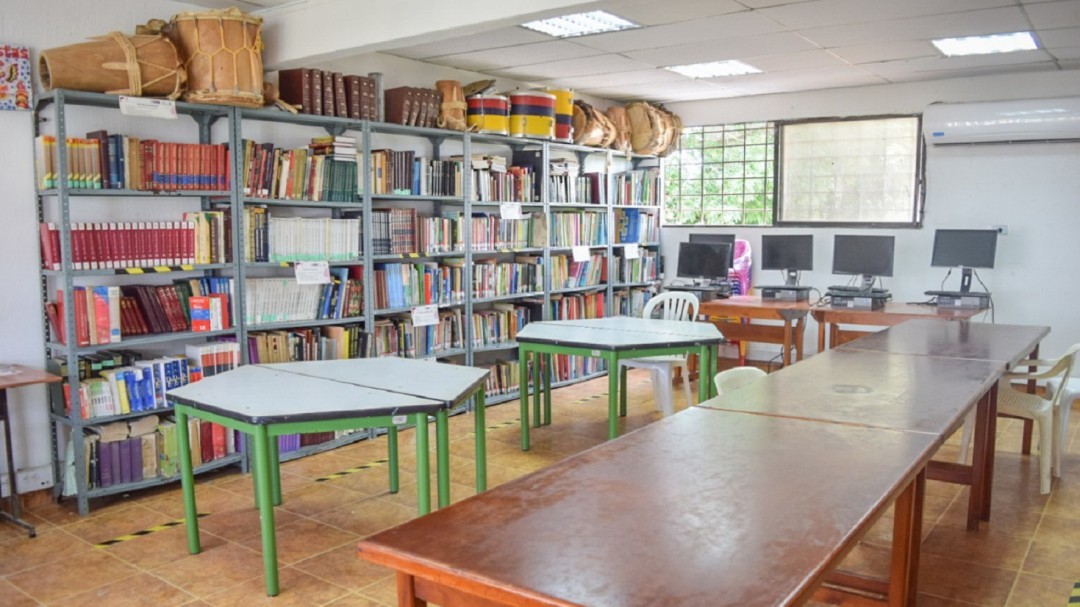 Biblioteca de Manzanillo del Mar ganó premio de Bibliotecas Públicas