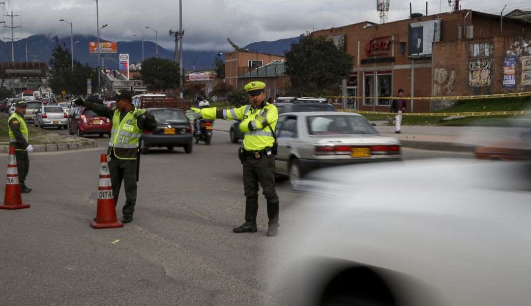 Pico y placa en Bogotá. Pico y placa en Bogotá.