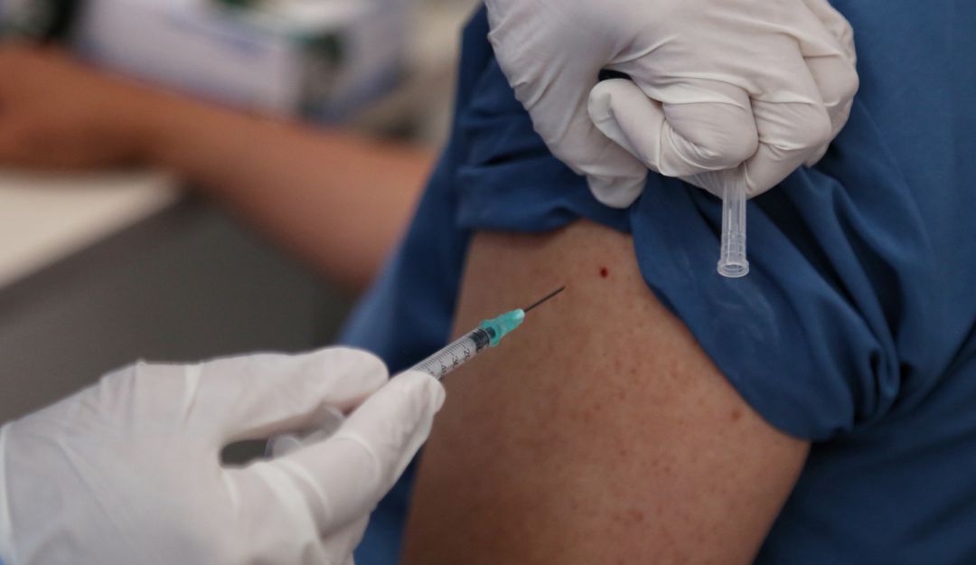 La ciudad tiene nuevos biológicos de los laboratorios de Sinovac, AstraZeneca, Janssen y Moderna La ciudad tiene nuevos biológicos de los laboratorios de Sinovac, AstraZeneca, Janssen y Moderna