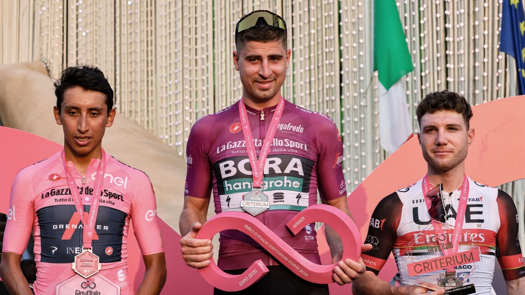 Egan Bernal finalizó segundo en el Critérium del Giro de Italia