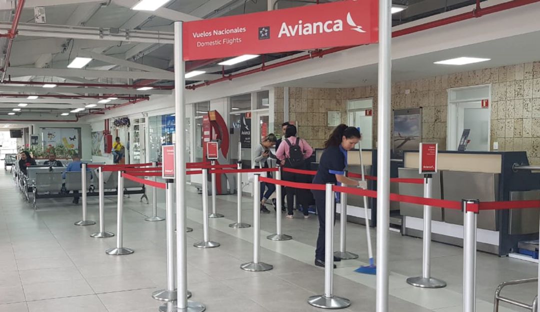 Plataforma de Avianca en el aeropuerto La Nubia Plataforma de Avianca en el aeropuerto La Nubia