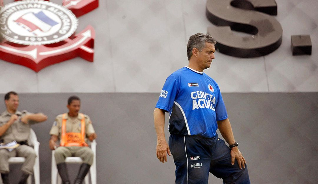 Reinaldo Rueda en Brasil con la Selección Colombia en 2004 Reinaldo Rueda en Brasil con la Selección Colombia en 2004