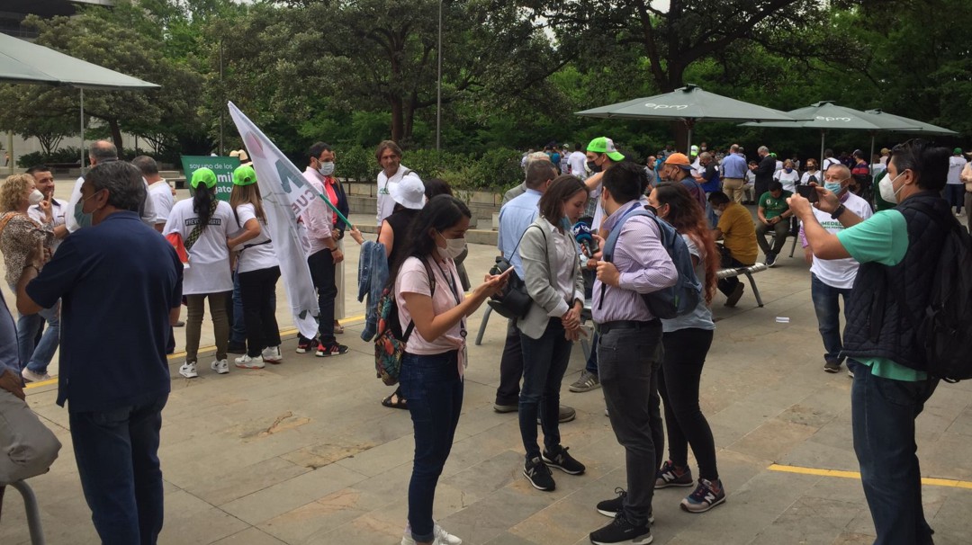 La Registraduría recibió las firmas de la revocatoria contra Quintero