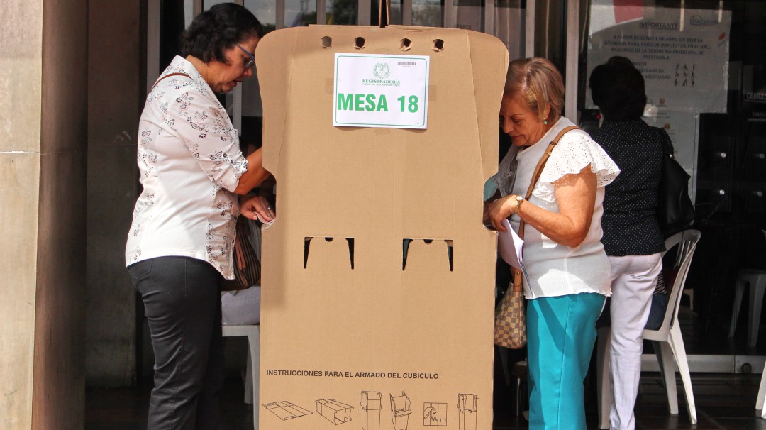 Piden investigar a juez que suspendió la modificación a la ley de garantías