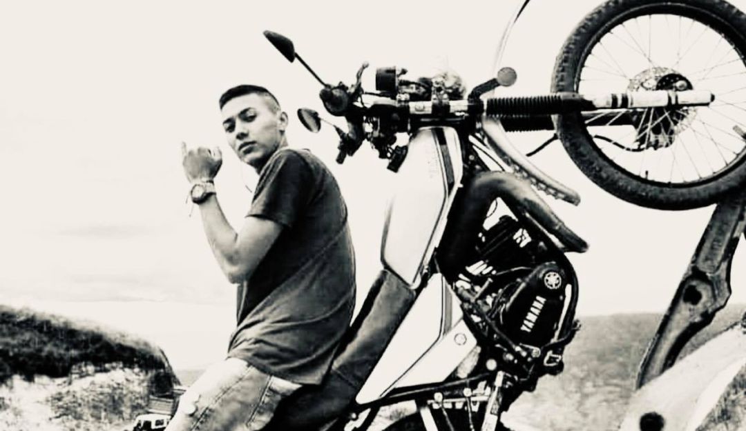 Anderson Arley Jiménez, el joven de 20 años de edad, estudiante de enfermería Anderson Arley Jiménez, el joven de 20 años de edad, estudiante de enfermería