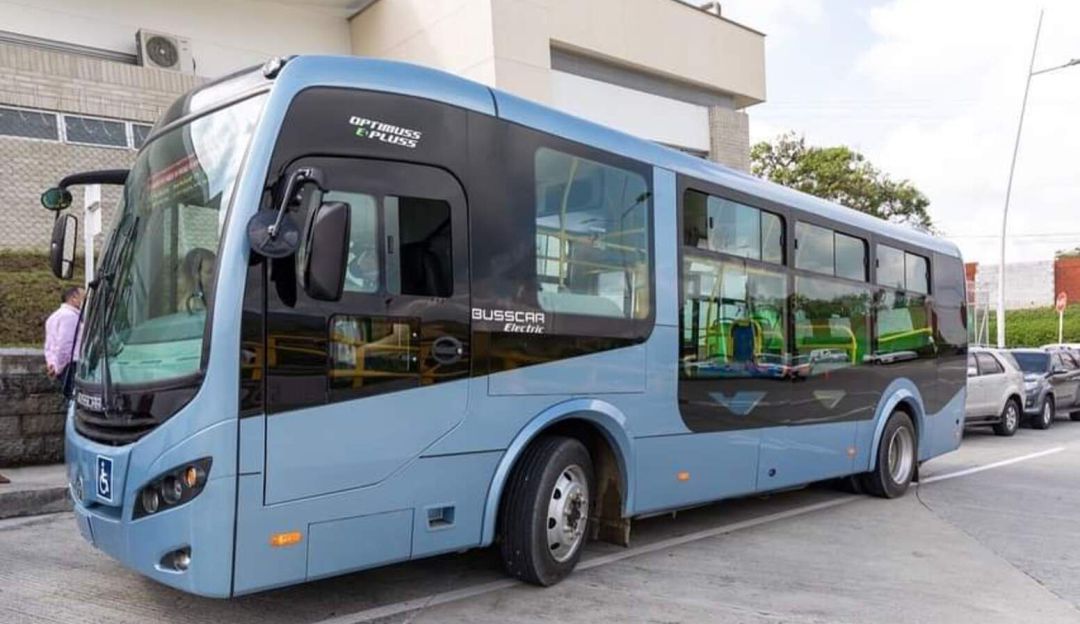 Bus 100 % eléctrico de Busscar. Bus 100 % eléctrico de Busscar.