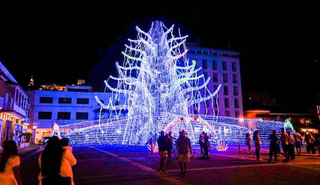 47 puntos estarán decorados con 2.500 figuras tejidas a mano por un grupo de artesanas madres cabeza de familia 47 puntos estarán decorados con 2.500 figuras tejidas a mano por un grupo de artesanas madres cabeza de familia