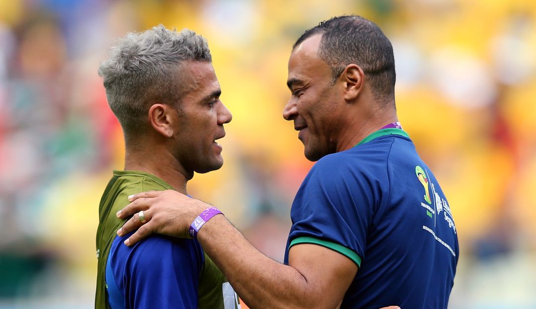 Dani Alves y Cafú Dani Alves y Cafú