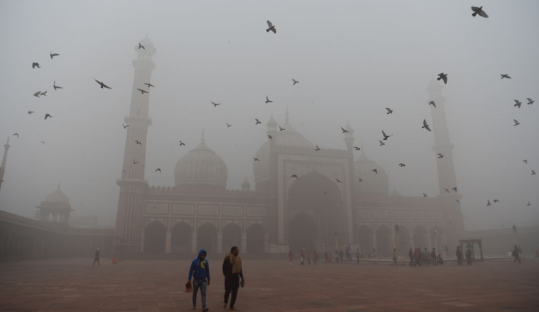 Neblina de contaminación en Nueva Delhi (India). Neblina de contaminación en Nueva Delhi (India).
