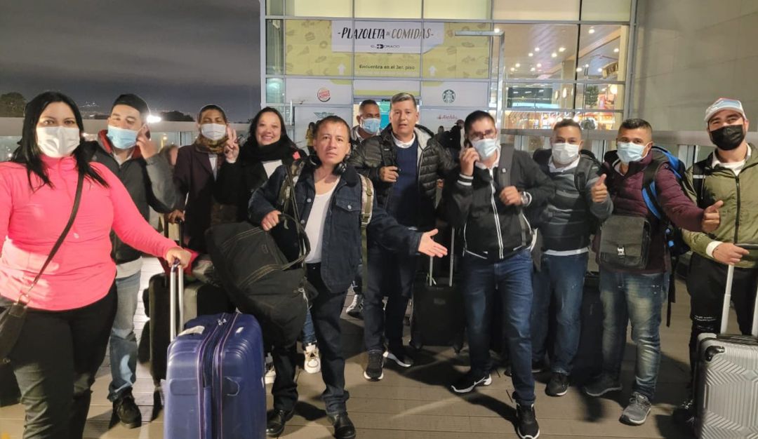 Grupo de turistas denuncia estafa de agencia de viajes Grupo de turistas denuncia estafa de agencia de viajes