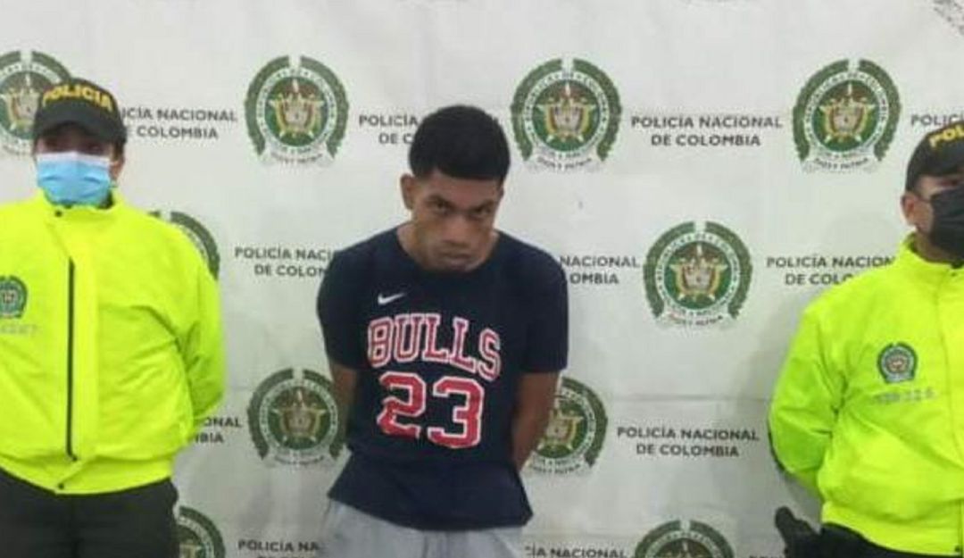 El Juzgado 27 Penal Municipal de Cali, con función de control de garantías, dictó medida de aseguramiento en establecimiento carcelario contra Juan Camilo Molina. El Juzgado 27 Penal Municipal de Cali, con función de control de garantías, dictó medida de aseguramiento en establecimiento carcelario contra Juan Camilo Molina.