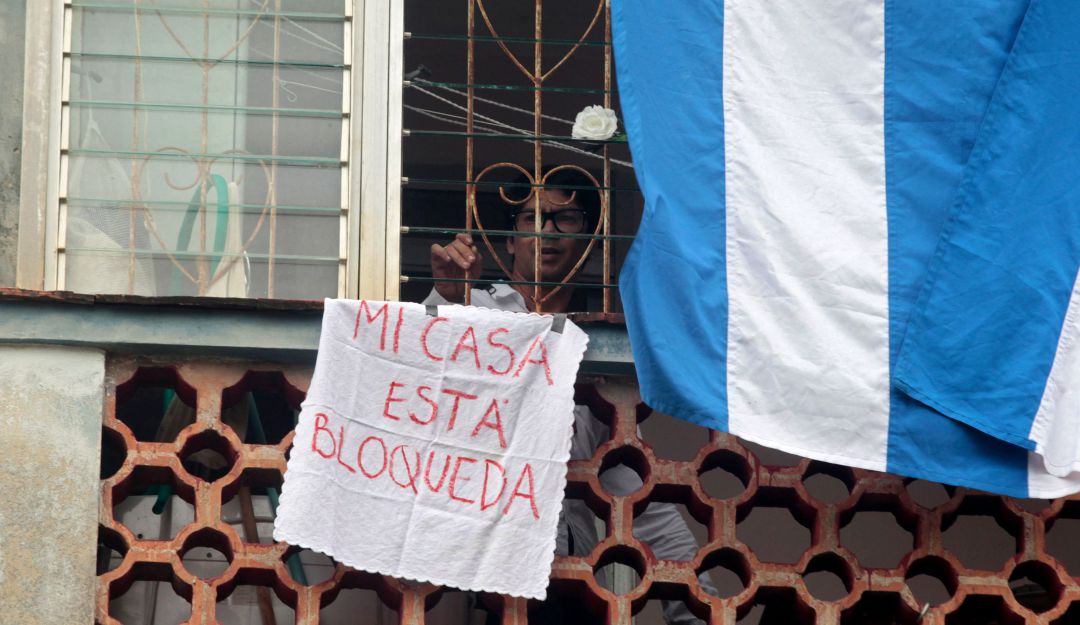 Yunior García en su vivienda Yunior García en su vivienda