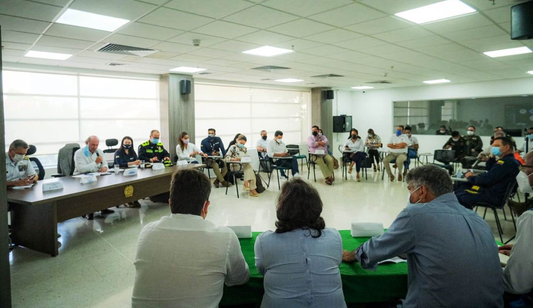 Ministerios de Defensa y Turismo revisan dispositivo para la temporada de vacaciones de Navidad y Nuevo Año en la ciudad Ministerios de Defensa y Turismo revisan dispositivo para la temporada de vacaciones de Navidad y Nuevo Año en la ciudad