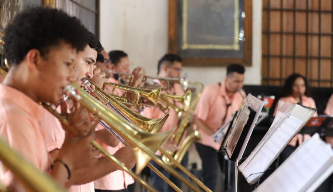 Los músicos de los distintos municipios podrán participar en sus respectivas bandas en las categorías mayor y menor. Los músicos de los distintos municipios podrán participar en sus respectivas bandas en las categorías mayor y menor.