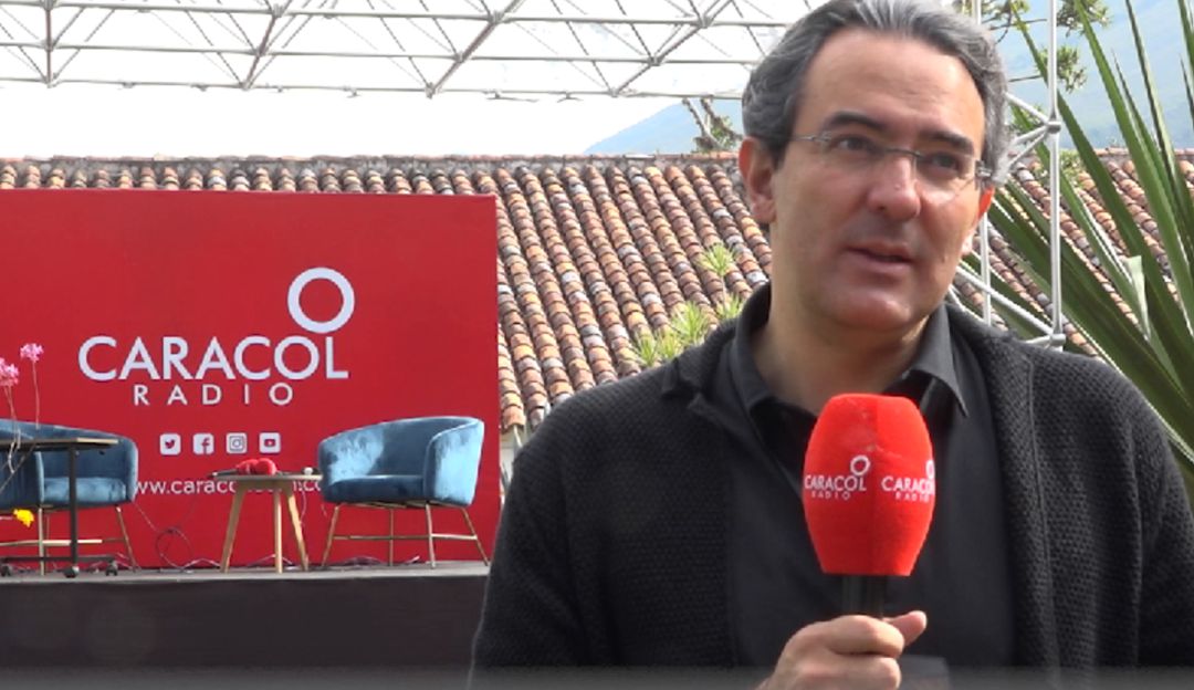 Juan Gabriel Vásquez Juan Gabriel Vásquez