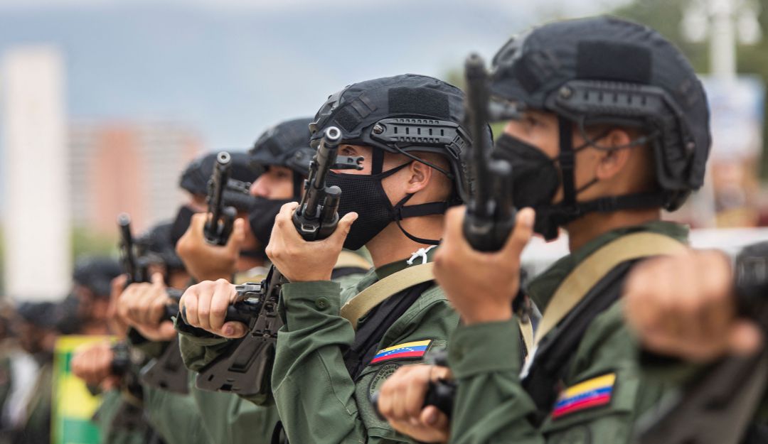 Fuerzas bolivarianas Fuerzas bolivarianas