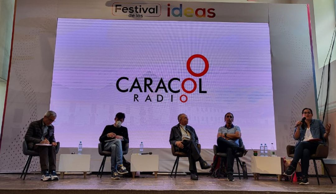 Conversatorio en el Festival de las Ideas Conversatorio en el Festival de las Ideas