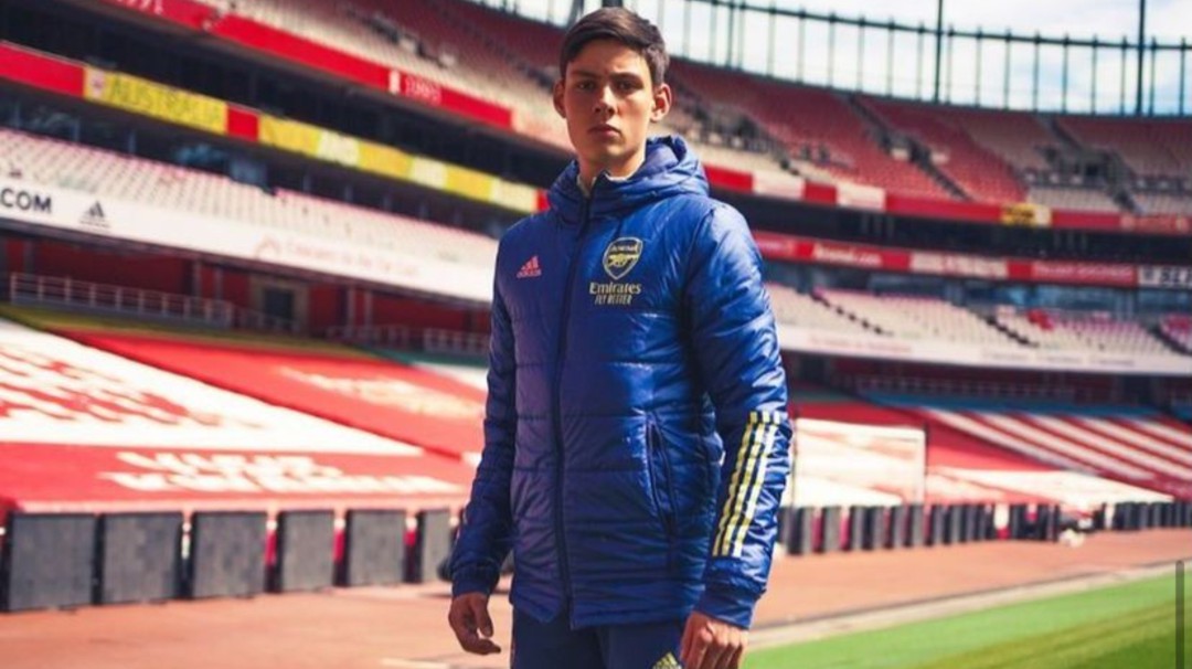El arquero del Arsenal que sueña con jugar en la Selección Colombia