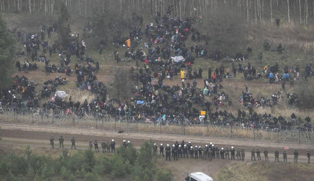 Crisis migratoria en la frontera entre Polonia y Bielorrusia, en Europa. Foto: Getty Crisis migratoria en la frontera entre Polonia y Bielorrusia, en Europa. Foto: Getty