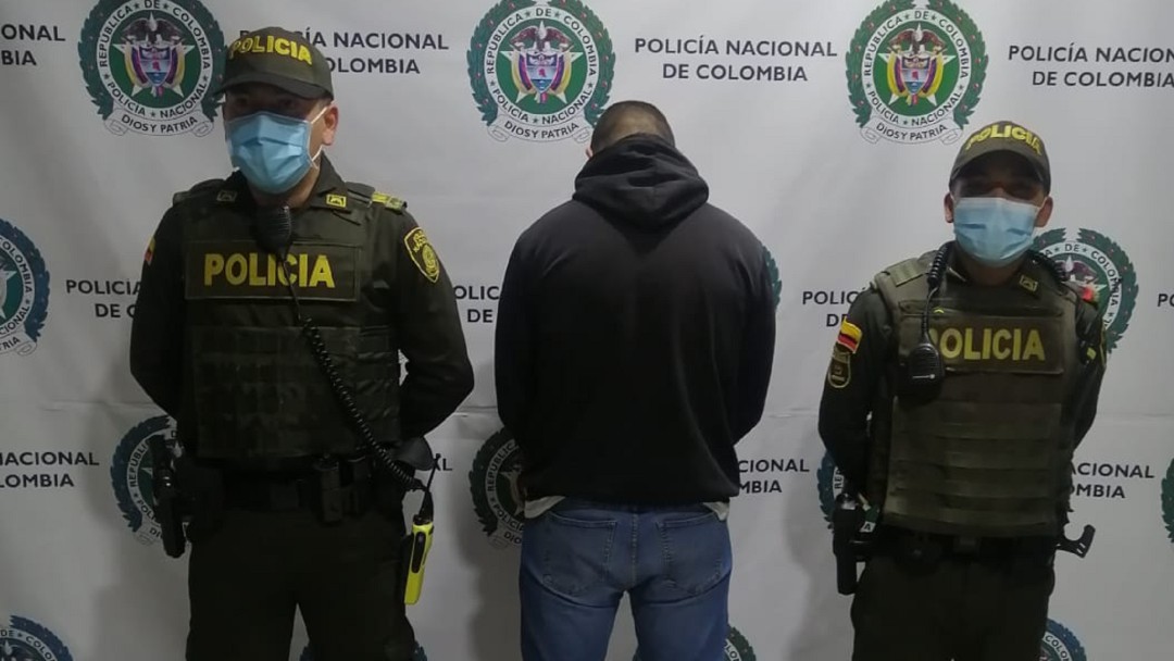 Capturan a un hombre con orden judicial por violencia intrafamiliar