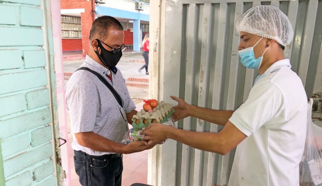 Entregan 38.000 raciones del programa PAE en Neiva. Entregan 38.000 raciones del programa PAE en Neiva.