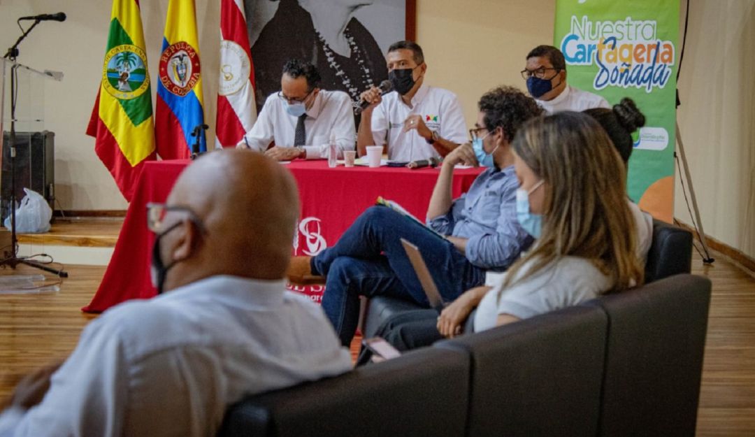 Durante el evento se concluyó que para lograr la transparencia se debe garantizar la educación pública y de calidad Durante el evento se concluyó que para lograr la transparencia se debe garantizar la educación pública y de calidad