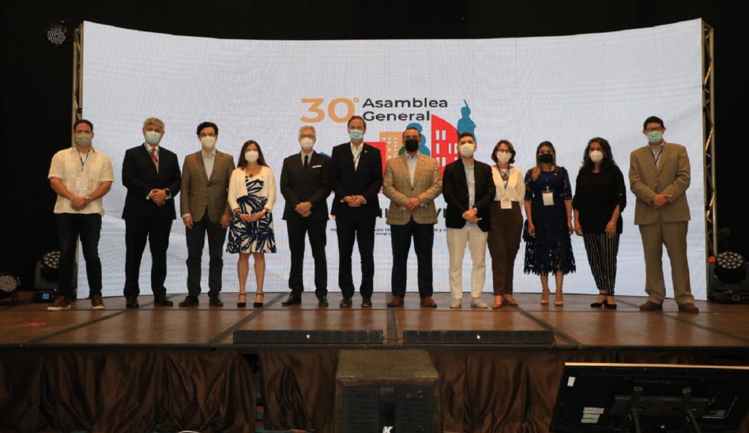 Durante la asamblea general de Minurvi en Cartagena, Jonathan Malagón, sugirió disminuir los asentamientos precarios Durante la asamblea general de Minurvi en Cartagena, Jonathan Malagón, sugirió disminuir los asentamientos precarios