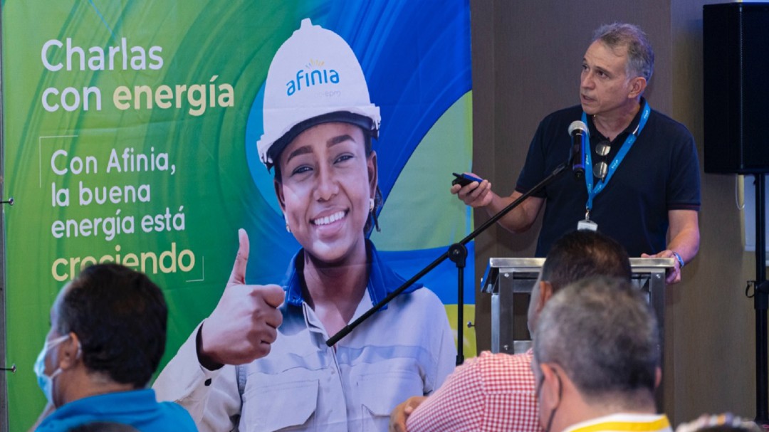 Gerente de Afinia sostuvo encuentro con periodistas de la región Caribe