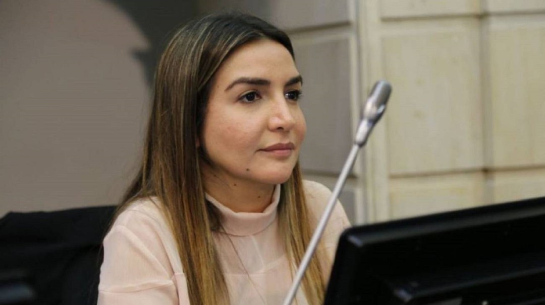 Aprobado proyecto que prioriza vivienda para mujeres víctimas de violencia