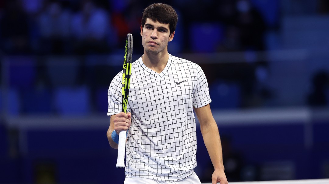 Carlos Alcaraz, positivo por COVID-19 y se pierde la Copa Davis