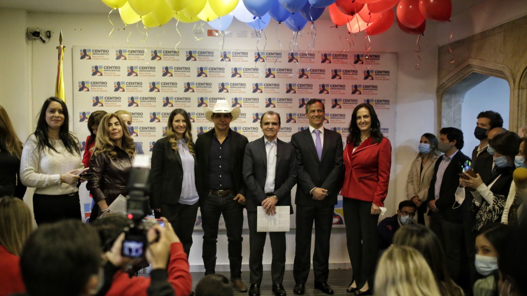 Precandidatos del Centro Democrático podrán revisar resultados de encuesta