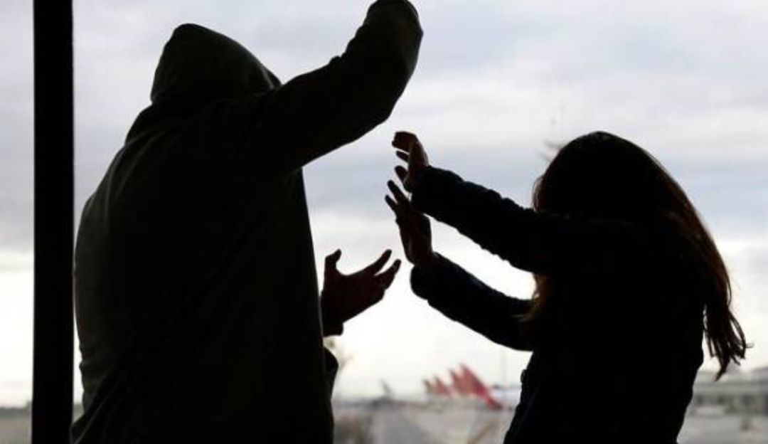 Violencia contra la mujer Violencia contra la mujer