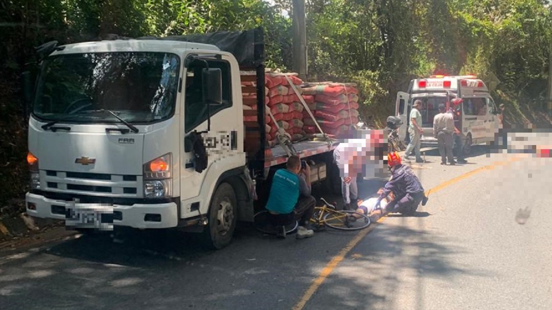 Un menor de 15 años murió cuando se movilizaba en una bicicleta en Barbosa