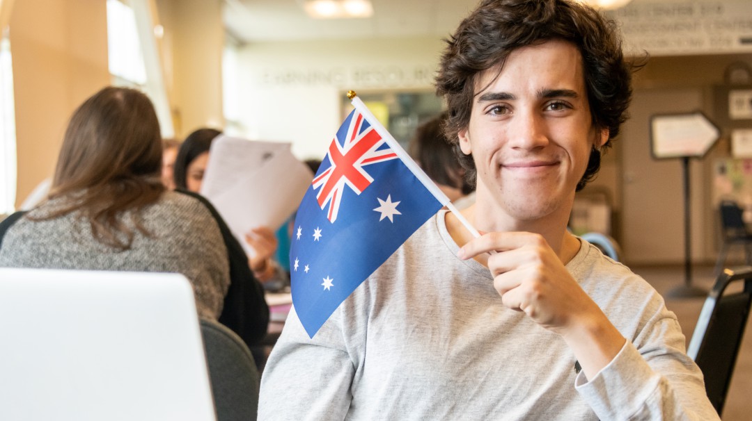 Canadá y Australia abren sus puertas a colombianos para estudiar o trabajar