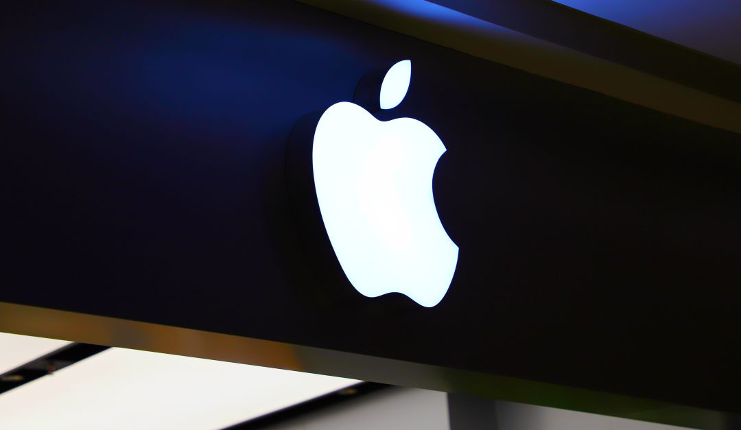 Apple Apple