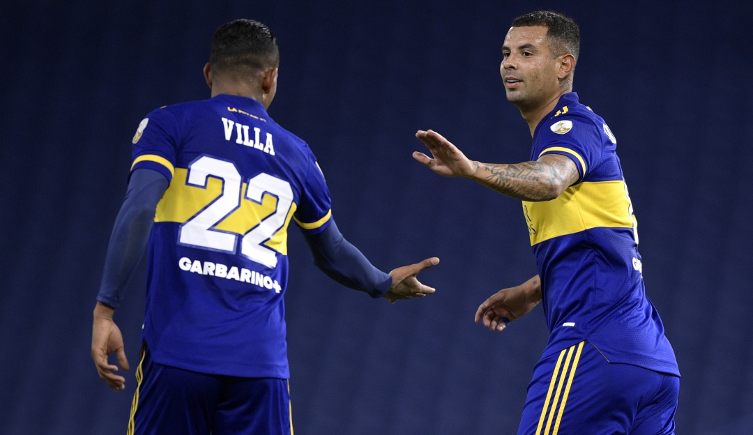 Sebastián Villa y Edwin Cardona, colombianos de Boca Juniors en el centro de la polémica. Sebastián Villa y Edwin Cardona, colombianos de Boca Juniors en el centro de la polémica.