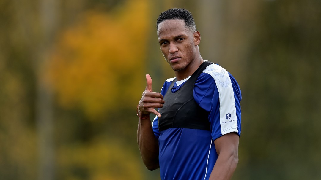Benítez habla sobre la recuperación de Yerry Mina: ¿Está cerca su regreso?