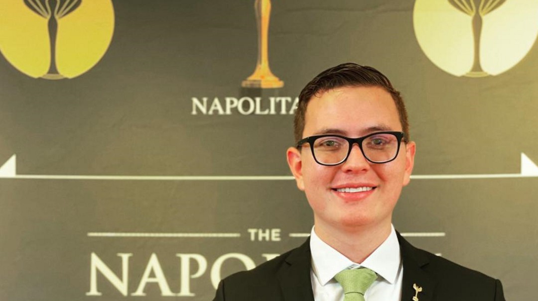 Joven quindiano recibió reconocimiento en Washington