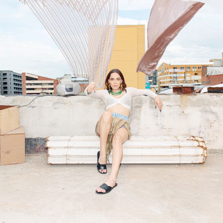 Drea Dury presenta su primer álbum: “Atardece”