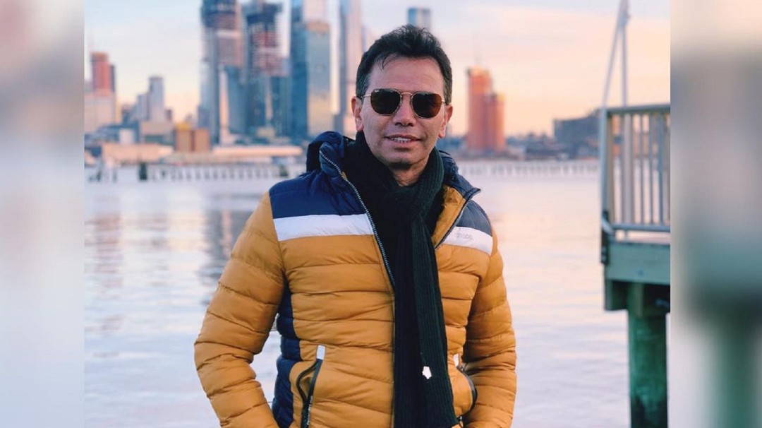 Así reaccionó Jhonny Rivera luego de que le estrellaran su nueva camioneta