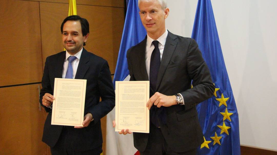 Francia y Colombia lanzan 'Club Verde' para trabajar por el medio ambiente