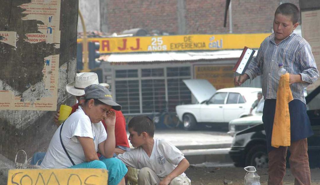 Padres que utilicen a sus hijos para mendigar perderán la patria potestad Padres que utilicen a sus hijos para mendigar perderán la patria potestad