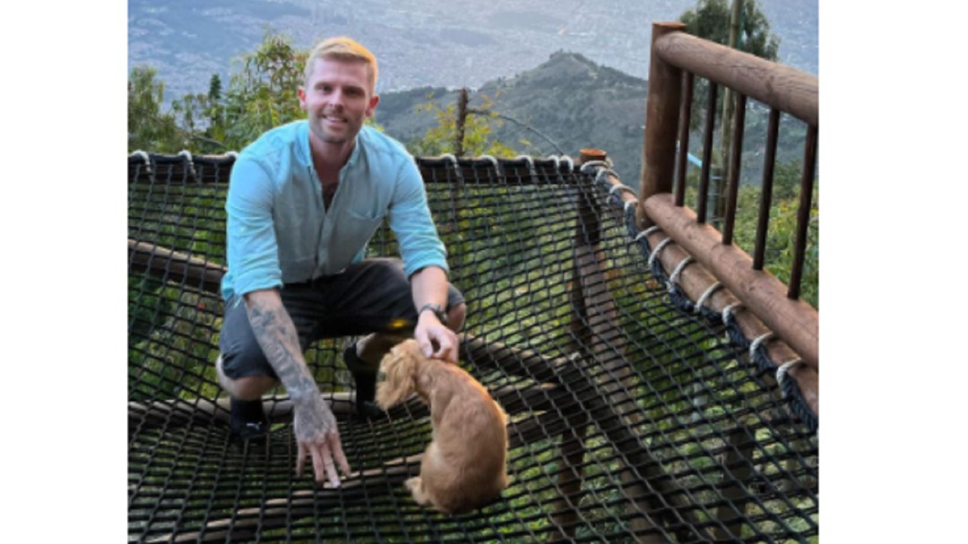 Zach Morris 'El gringo colombiano' se aburrió del país y ya se fue