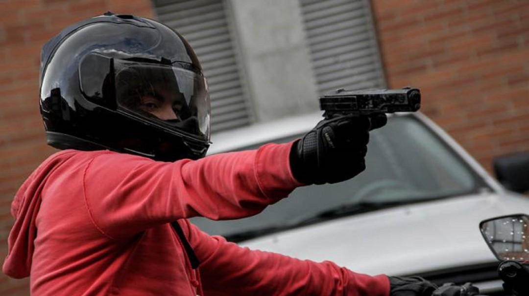 VIDEO: En fleteo delincuentes robaron a una pareja