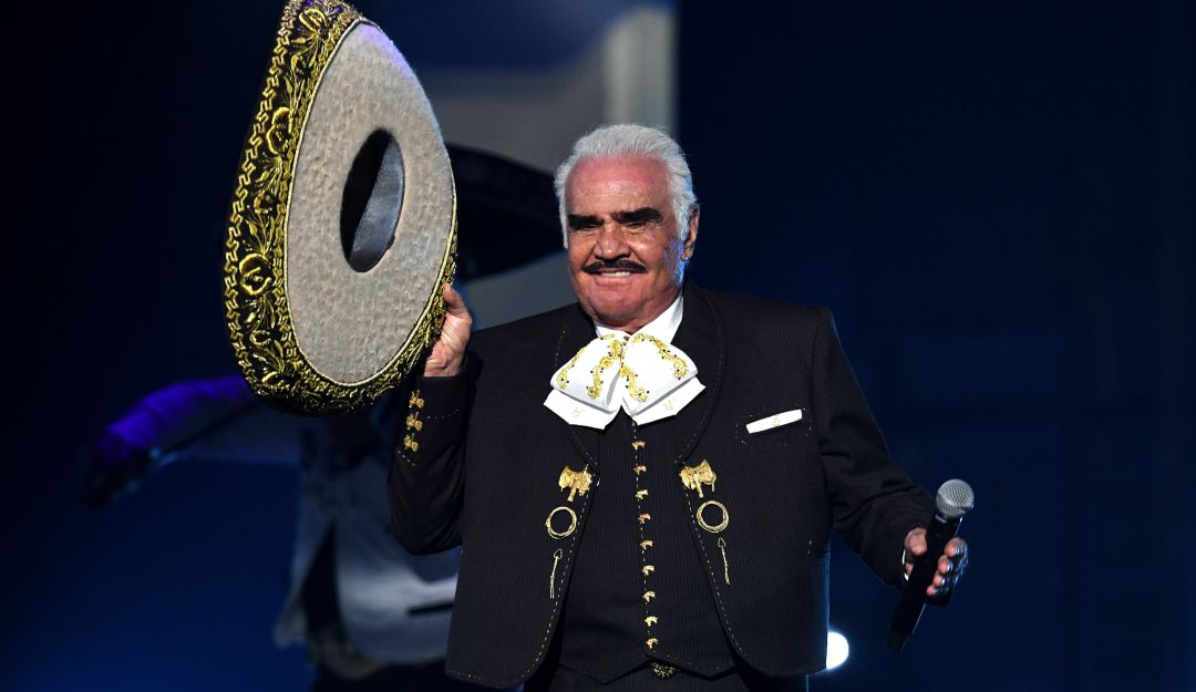 El cantante Vicente Fernández libra una nueva batalla por su vida El cantante Vicente Fernández libra una nueva batalla por su vida